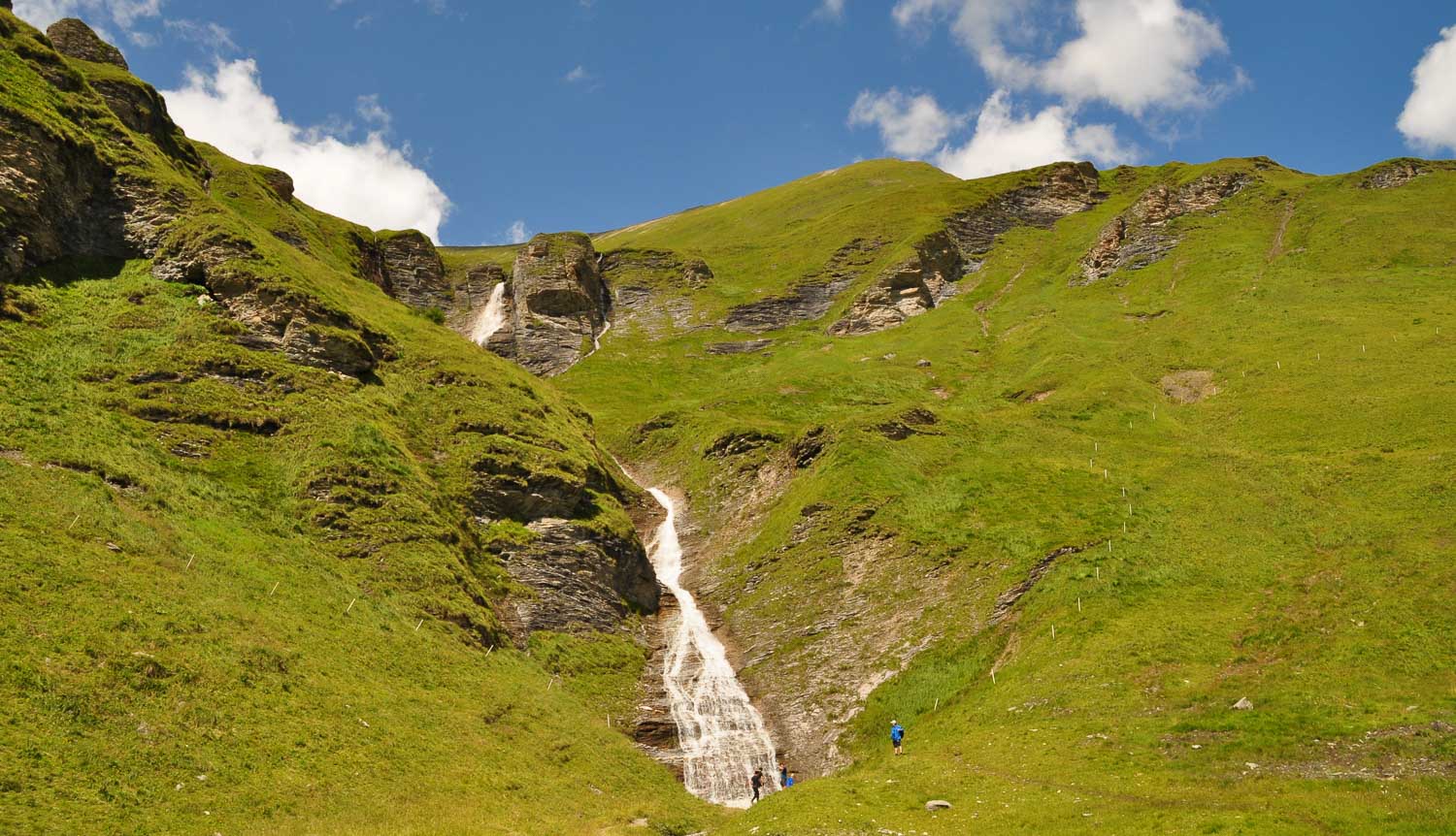 Pause am Wasserfall - Tag 6
